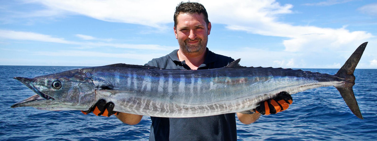 trolling fishing in playa del carmen, private fishing charter , fishing tours playa del carmen